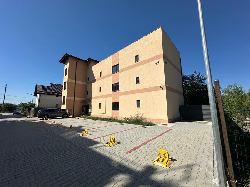 Otopeni, Libertatii, garsoniera bloc boutique,